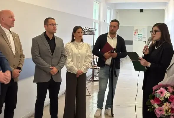Dzień Edukacji Narodowej w Zespole Szkół w Strzelnie – nagrody, wzruszenia i pamięć o nauczycielce