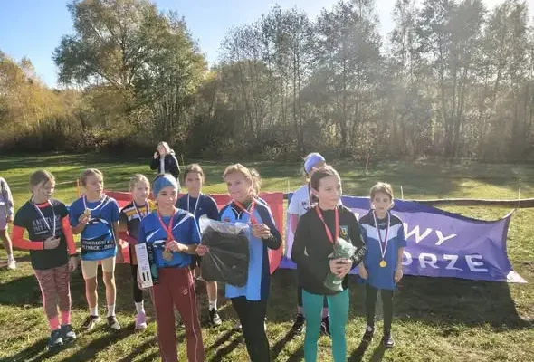 Tymon Stawicki ze ZS Dąbrowa mistrzem województwa w biegach przełajowych