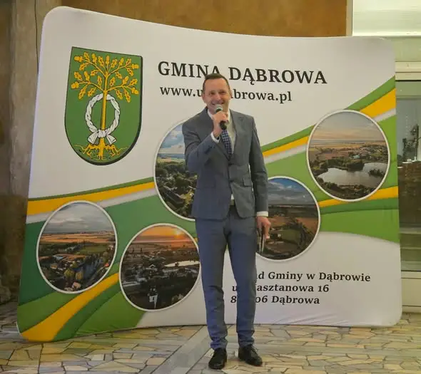 Gminny Dzień Edukacji Narodowej w Gminie Dąbrowa – nagrody i wyróżnienia dla nauczycieli